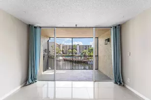 10 Royal Palm Way, Boca Raton, FL 33432 - Photo 22