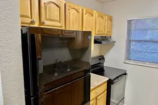 240 Croton Ave, Lantana, FL 33462 - Photo 12