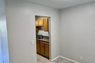 240 Croton Ave, Lantana, FL 33462 - Photo 10