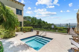 320 Via Villagio, Hypoluxo, FL 33462 - Photo 38