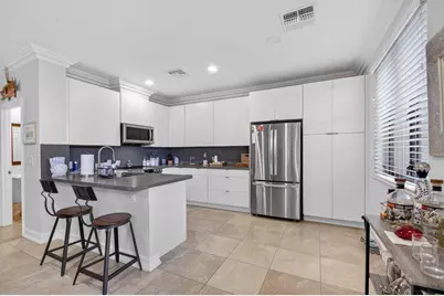 320 Via Villagio, Hypoluxo, FL 33462 - Photo 14