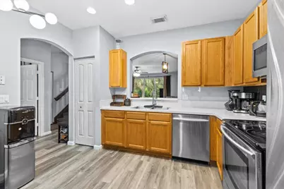 2227 Oakmont Drive, Riviera Beach, FL 33404 - Photo 10