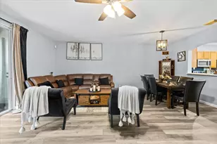 2227 Oakmont Dr, Riviera Beach, FL 33404 - Photo 12