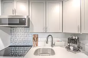 660 Glouchester St, Boca Raton, FL 33487 - Photo 2