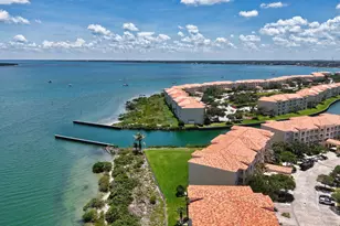 4 Harbour Isle Dr E, Fort Pierce, FL 34949 - Photo 16