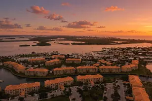 4 Harbour Isle Dr E, Fort Pierce, FL 34949 - Photo 26