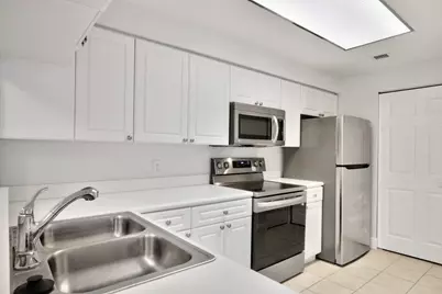 3018 Alcazar Place #108, Palm Beach Gardens, FL 33410 - Photo 8