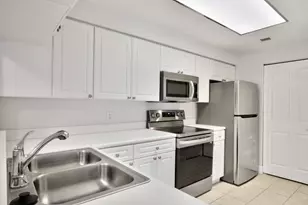 3018 Alcazar Pl, Palm Beach Gardens, FL 33410 - Photo 8