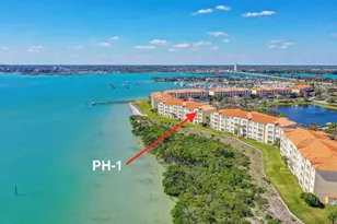 29 Harbour Isle Dr W, Hutchinson Island, FL 34949 - Photo 1