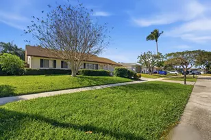 4914 Acorn Dr, Boca Raton, FL 33487 - Photo 6