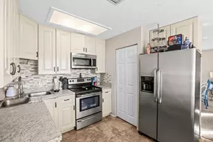 2055 SW Cranberry St, Port Saint Lucie, FL 34953 - Photo 8