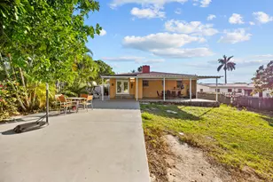 913 Bradley Ct, West Palm Beach, FL 33405 - Photo 40