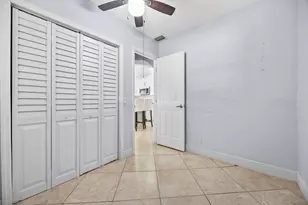 913 Bradley Ct, West Palm Beach, FL 33405 - Photo 30
