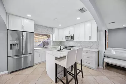 913 Bradley Court, West Palm Beach, FL 33405 - Photo 12