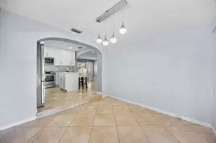 913 Bradley Ct, West Palm Beach, FL 33405 - Photo 18