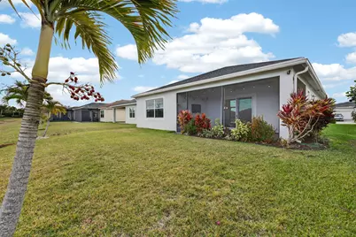 607 SE Mulberry Way, Port Saint Lucie, FL 34984 - Photo 2