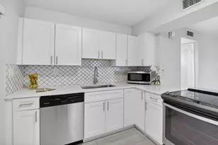 450 Piedmont J, Delray Beach, FL 33484 - Photo 14