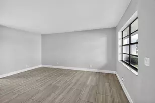 450 Piedmont J, Delray Beach, FL 33484 - Photo 2