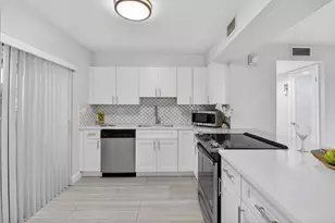 450 Piedmont J, Delray Beach, FL 33484 - Photo 12