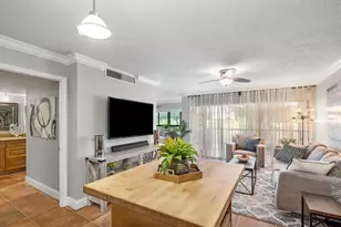 501 Greensward Ln, Delray Beach, FL 33445 - Photo 10