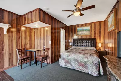 704 N Dixie Highway, Lantana, FL  - Photo 32