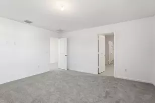 10761 NW Everbreeze Dr, Port Saint Lucie, FL 34987 - Photo 16