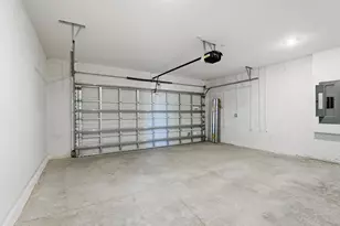 10761 NW Everbreeze Dr, Port Saint Lucie, FL 34987 - Photo 24