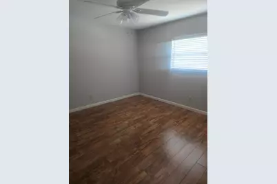 400 18th Street #P-5, Vero Beach, FL 32960 - Photo 8