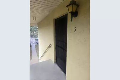 400 18th Street #P-5, Vero Beach, FL 32960 - Photo 2