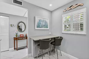 250 NE 20th St, Boca Raton, FL 33431 - Photo 8