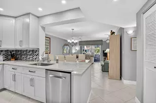 250 NE 20th St, Boca Raton, FL 33431 - Photo 4