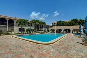 250 NE 20th St, Boca Raton, FL 33431 - Photo 32