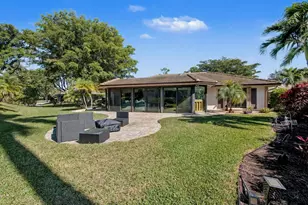 720 Muirfield Cir, Atlantis, FL 33462 - Photo 10