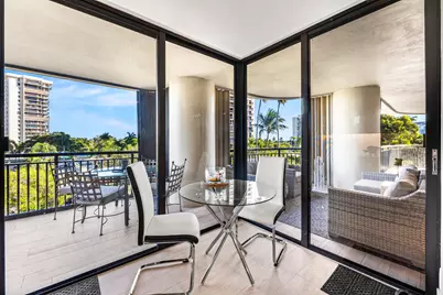 2427 Presidential Way #404, West Palm Beach, FL 33401 - Photo 8