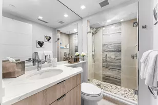 2427 Presidential Way, West Palm Beach, FL 33401 - Photo 18