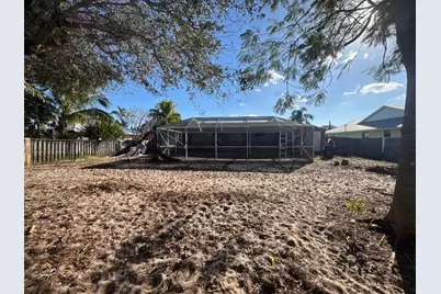 607 SE Dean Terrace, Port Saint Lucie, FL 34984 - Photo 16