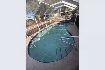 607 SE Dean Terrace, Port Saint Lucie, FL 34984 - Photo 4