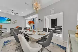 5120 Foxhall Dr S, West Palm Beach, FL 33417 - Photo 8