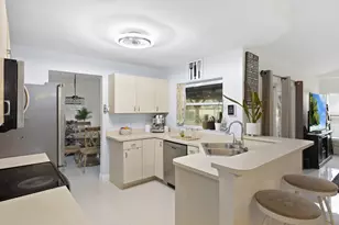 1042 SW Sultan Dr, Port Saint Lucie, FL 34953 - Photo 14