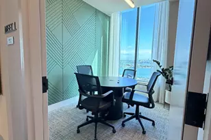 121 NE 5th St, Miami, FL 33132 - Photo 50