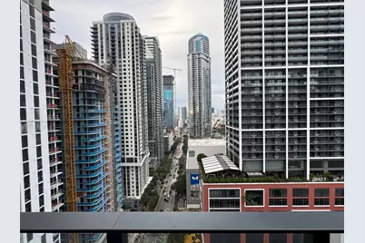 121 NE 5th Street #2309, Miami, FL 33132 - Photo 2