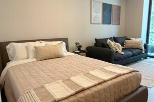 121 NE 5th St, Miami, FL 33132 - Photo 10