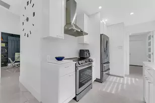 8024 Copenhagen Way, Boca Raton, FL 33434 - Photo 18