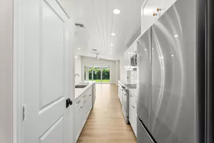 1120 SW 34th St, Palm City, FL 34990 - Photo 8