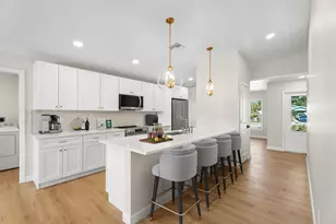 1120 SW 34th St, Palm City, FL 34990 - Photo 6