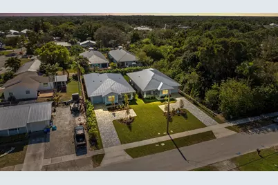 1120 SW 34th Street, Palm City, FL 34990 - Photo 2