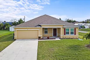 701 NE Perch Ln, Port Saint Lucie, FL 34983 - Photo 2