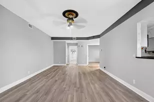 8065 Aberdeen Dr, Boynton Beach, FL 33472 - Photo 8