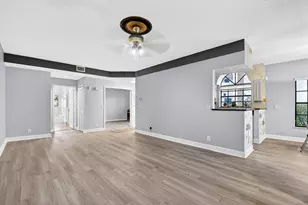 8065 Aberdeen Dr, Boynton Beach, FL 33472 - Photo 6