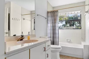 8065 Aberdeen Dr, Boynton Beach, FL 33472 - Photo 24